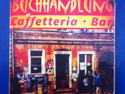 照片: Buchhandlung Caffetteria Bar